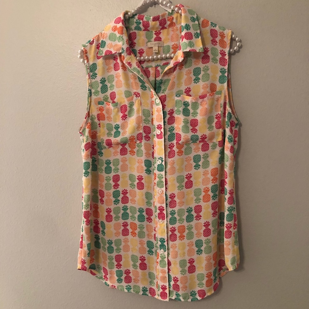 Talbots Pineapple Sleeveless Button Down Blouse